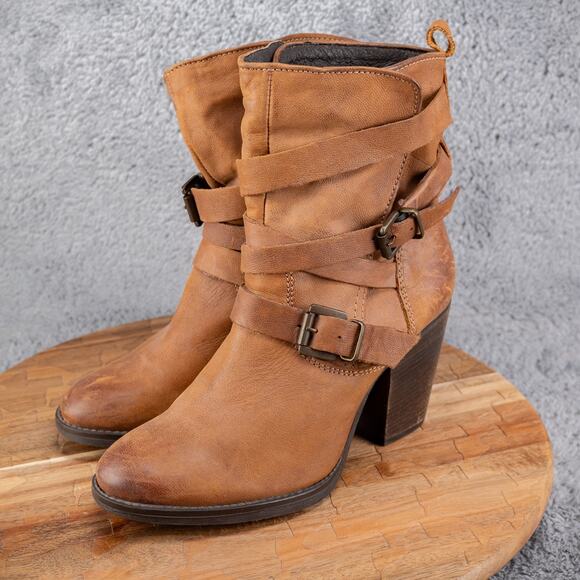Steve Madden YALE Women's Distressed Brown Leather Ankle Boots Heels - Size 9 - Picture 4 of 8